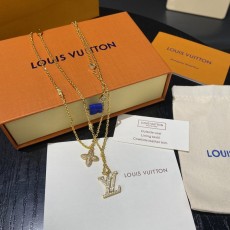 루이 더블 체인 플라워 레터 목걸이 001-235748
