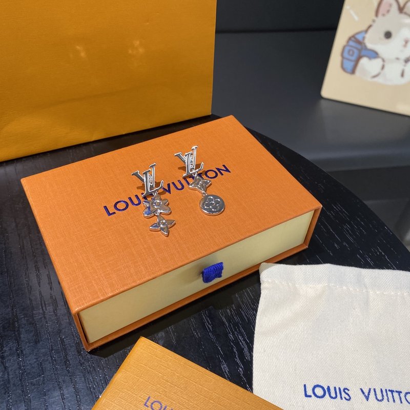 루이비통 모노그램 크래기 데이지 네크리스 001-235751