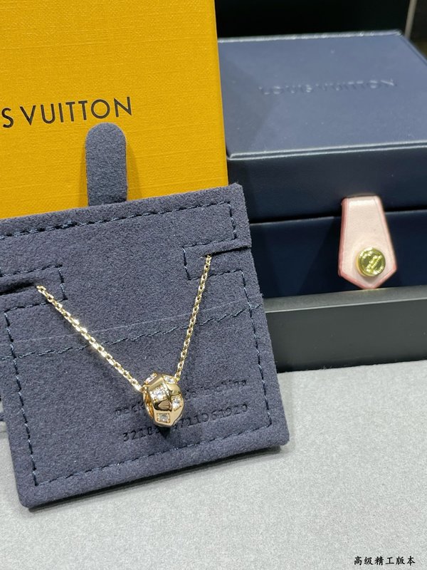 루이 체커보드 목걸이 001-235833