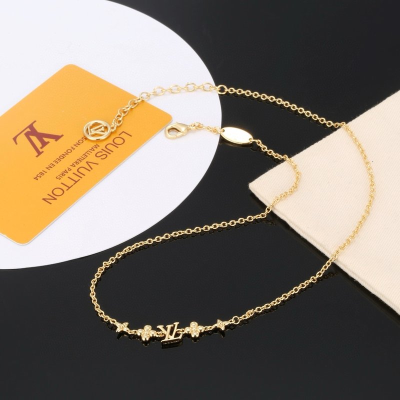 루이 알파벳 L 목걸이 클래식 001-235871