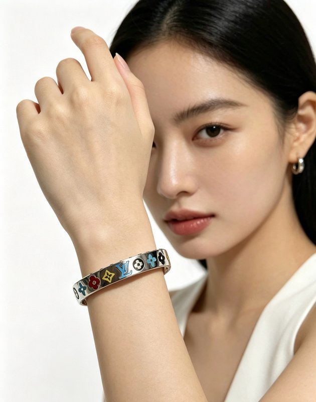 루이 빈티지 실버 오픈형 팔찌 001-235876