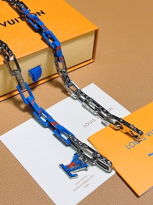 루이 로고 각인 디자인 메탈 스틸 체인 목걸이 001-235898