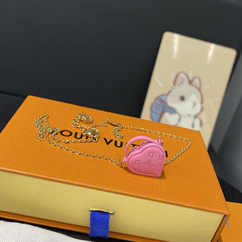 루이 스펠링 하트 목걸이 핑크 001-235921