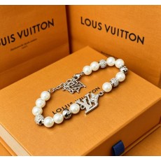 루이 댄디 펄스 진주 라인스톤 팔찌 001-235975