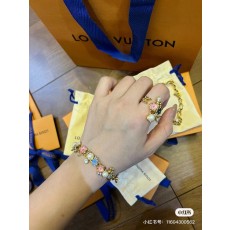 루이 빈티지 아방가르드 디자인 팔찌 001-236012