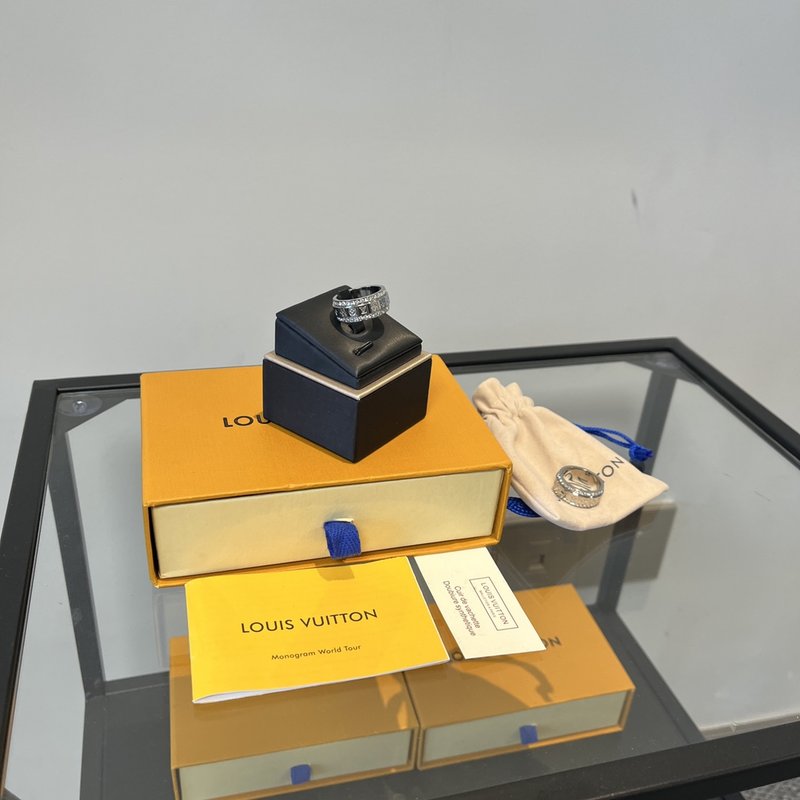 더블 로고 각인 큐빅 커플 링 001-236050