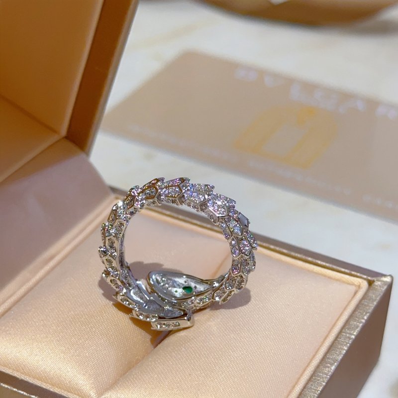 불가리 디바스 시리즈 로즈골드 다이아몬드 반지 001-236099