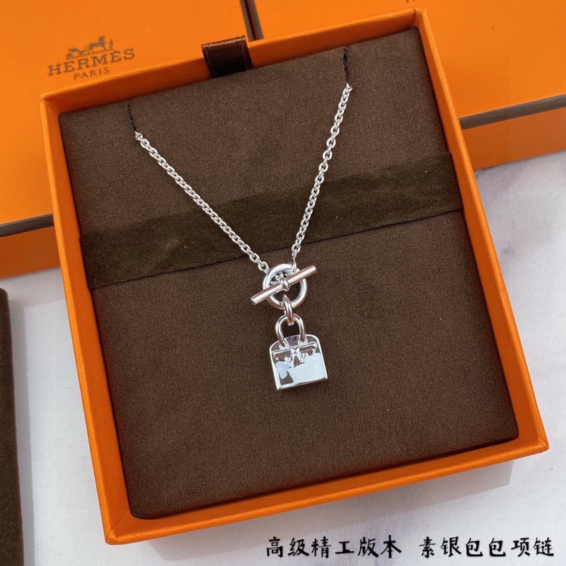 에르메스 백 모양 실버 목걸이 001-236216