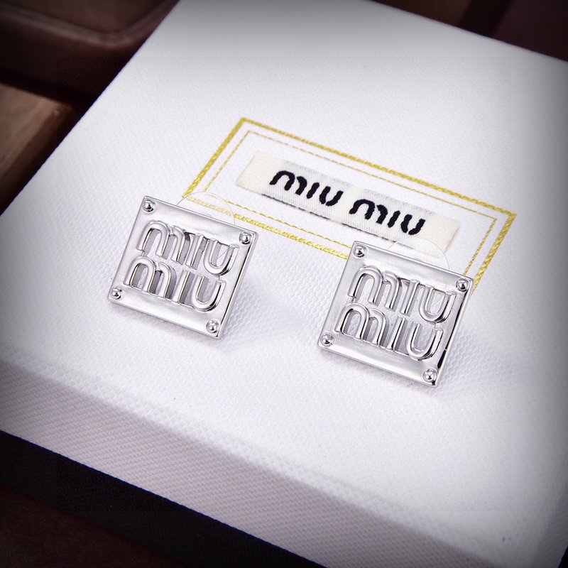 미우미우 레터 메탈 목걸이 팔찌 001-236290
