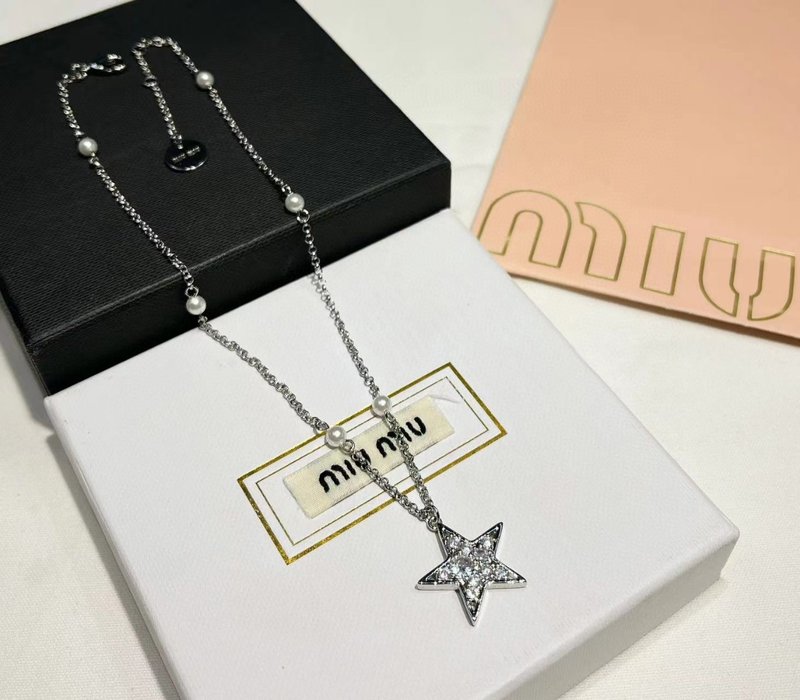 미우미우 수제 스타 다이아몬드 목걸이 001-236297