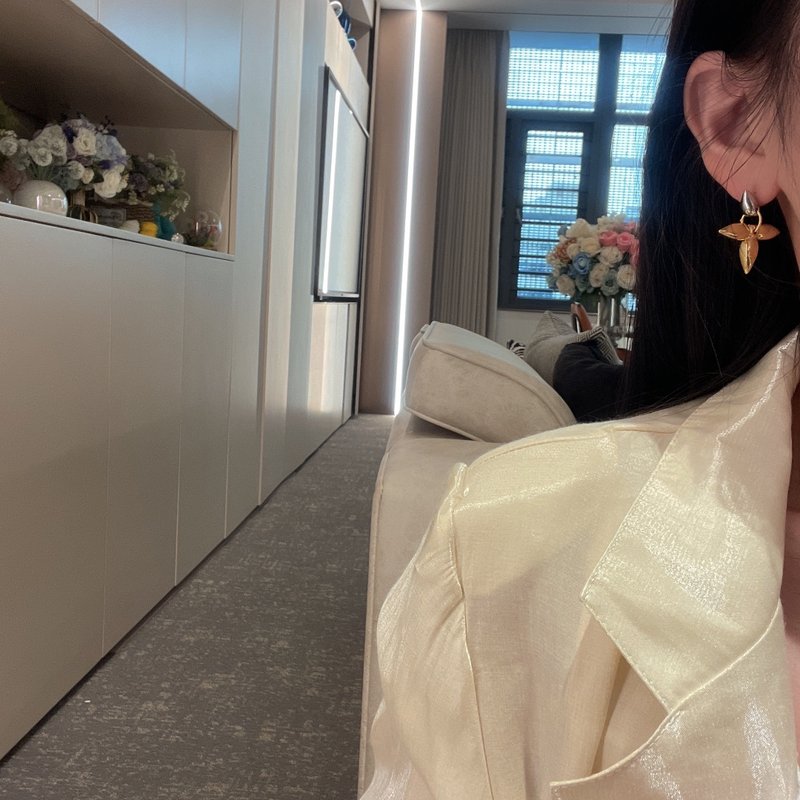 루이 스파이크 플라워 이어링 001-236376