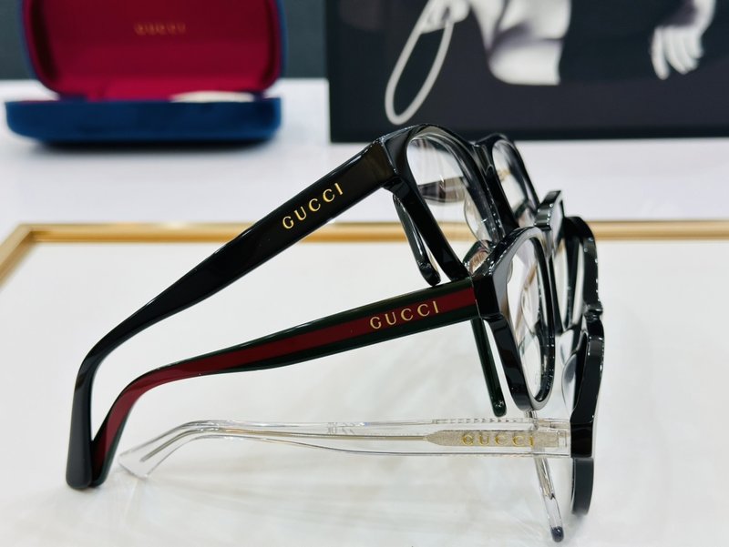 구찌 비 시리즈 광학 안경테 001-236382