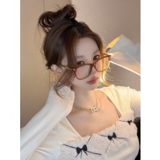 샤넬 레터링 템플 세련된 안경 001-236436