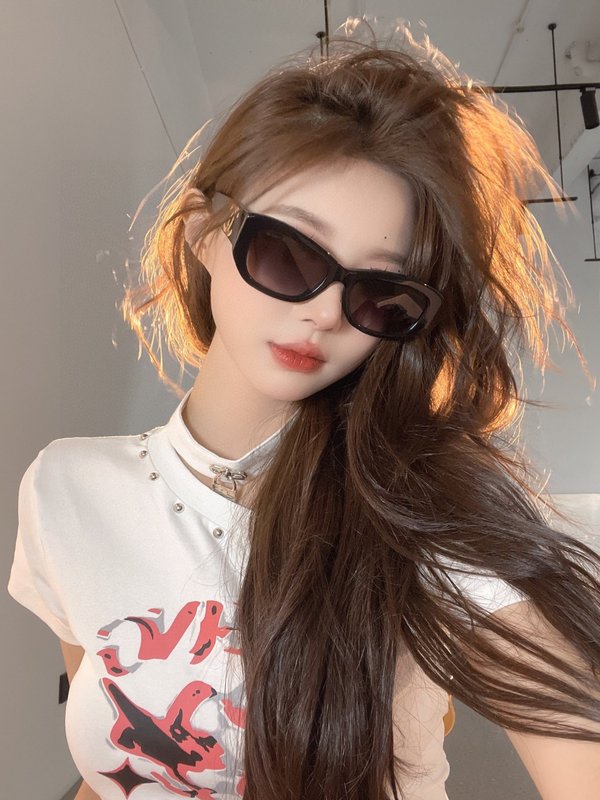 샤넬 더블 CH 로고 선글라스 001-236450
