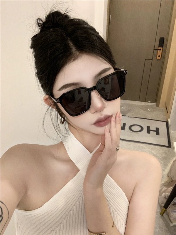 톰포드 클래식 편광 선글라스 001-236520