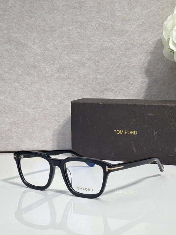 톰포드 클래식 아세테이트 안경 001-236624