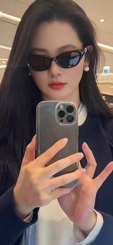젠틀 몬스터 트렌디 캣아이 선글라스 001-238991