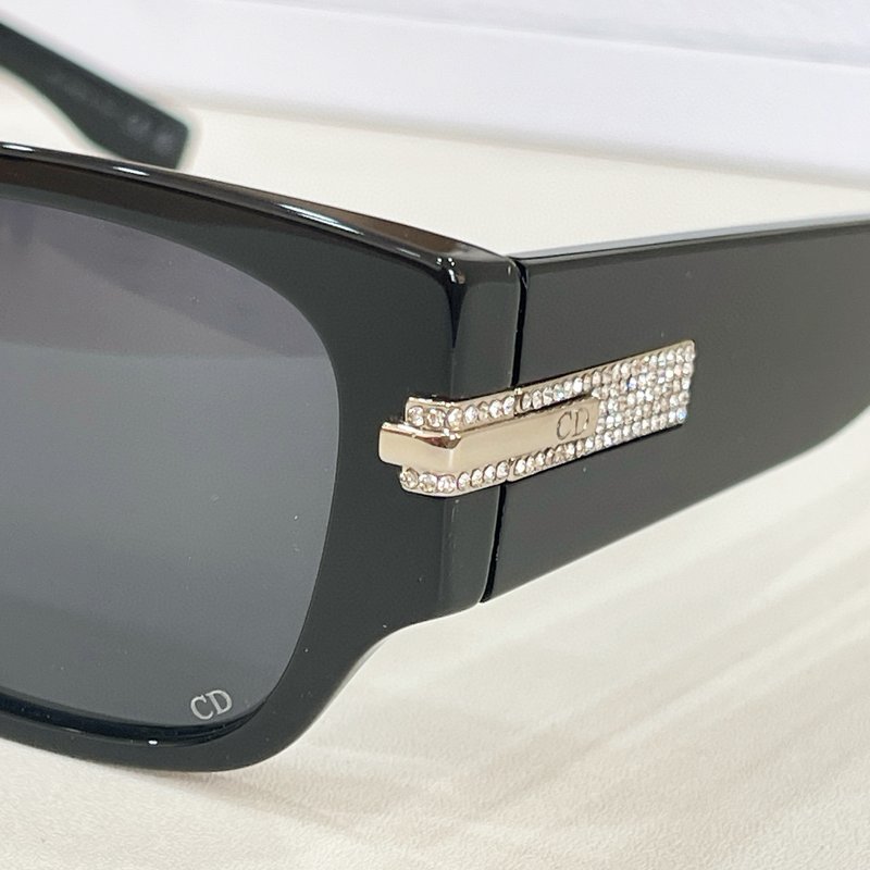 디올 블랙수트 선글라스 001-239143
