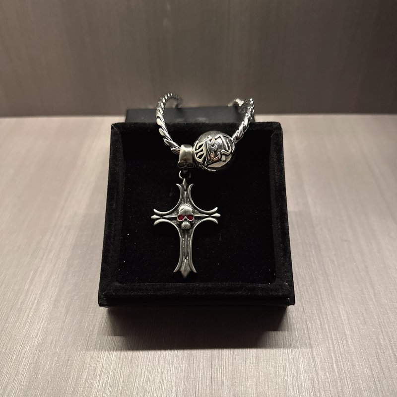 크롬하츠 빈티지 크로스 목걸이 001-243120