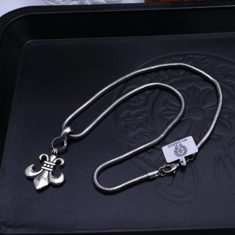 크롬하츠 빈티지 크로스 목걸이 001-243158