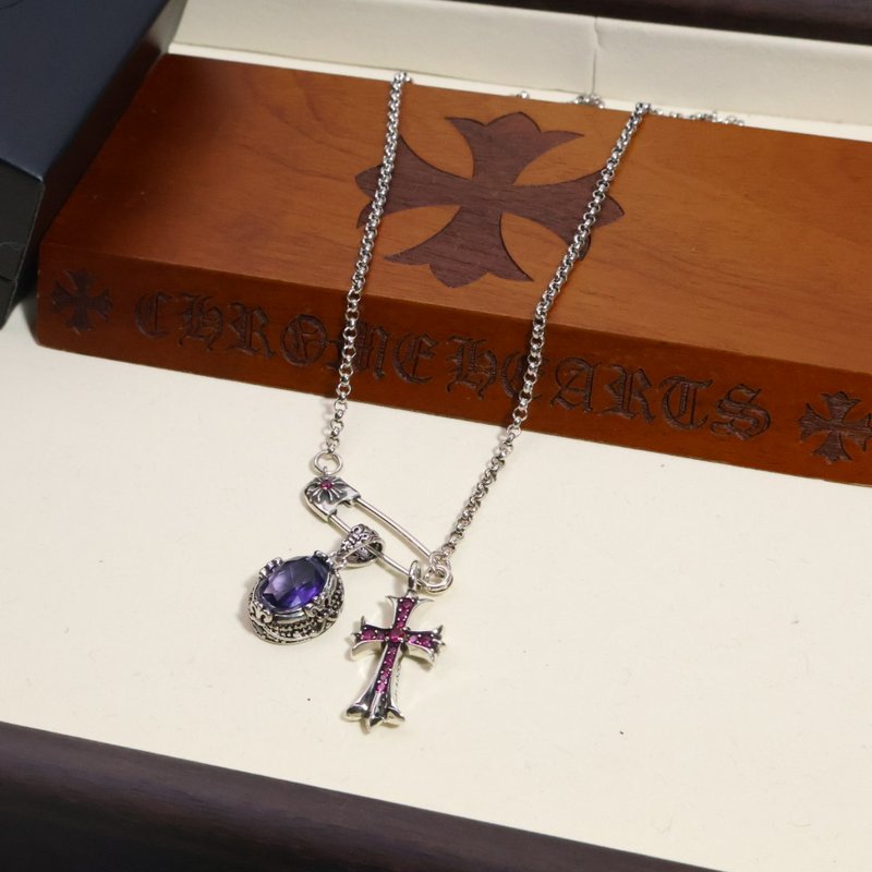크롬하츠 빈티지 실버 십자가 목걸이 001-243175