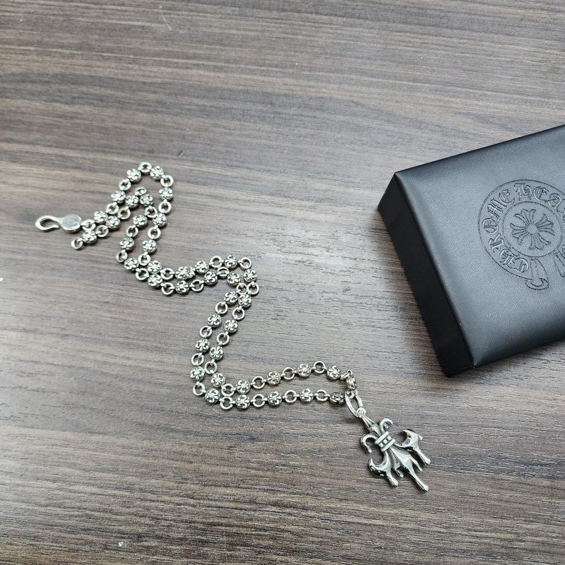 크롬하츠 크로스 체인 목걸이 001-243204