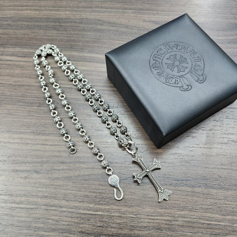 크롬하츠 십자가 목걸이 001-243217