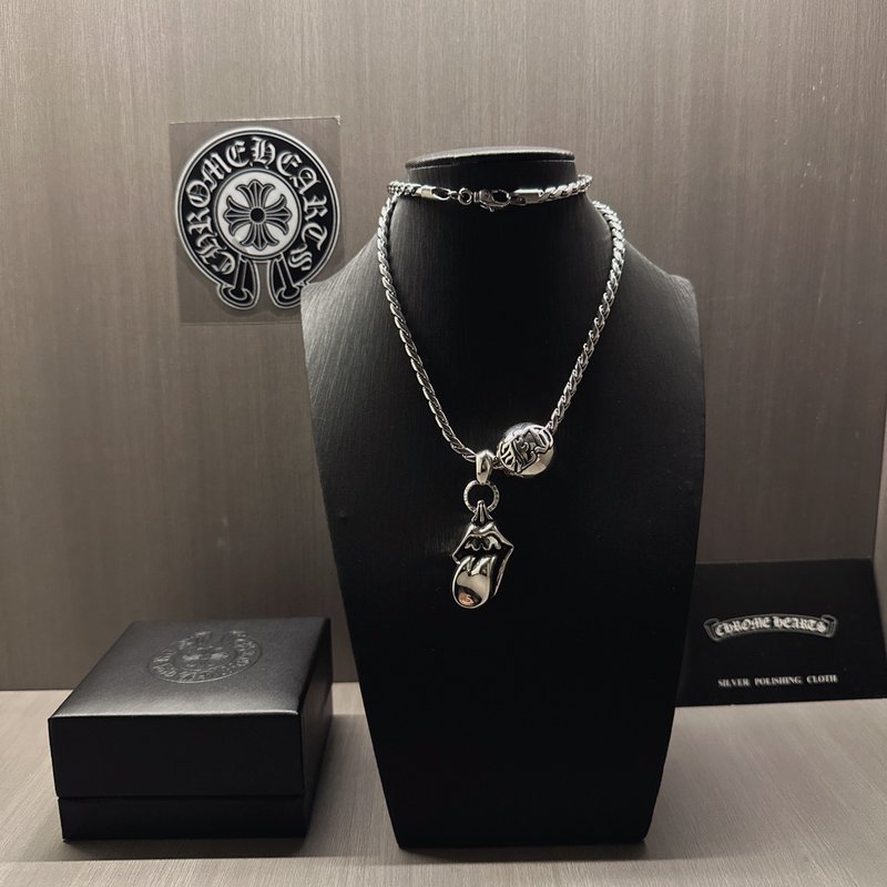 크롬하츠 빈티지 크로스 목걸이 001-243264