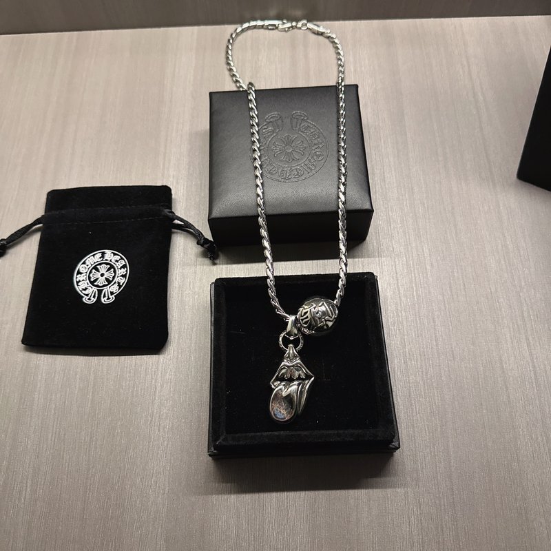 크롬하츠 빈티지 크로스 목걸이 001-243264