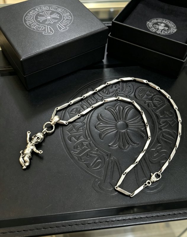 크롬하츠 클래식 스컬 베이비 목걸이 빈티지 001-243267