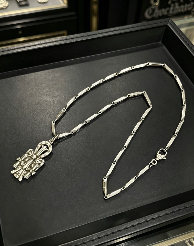 크롬하츠 빈티지 멀티 레이어 십자가 목걸이 001-243269