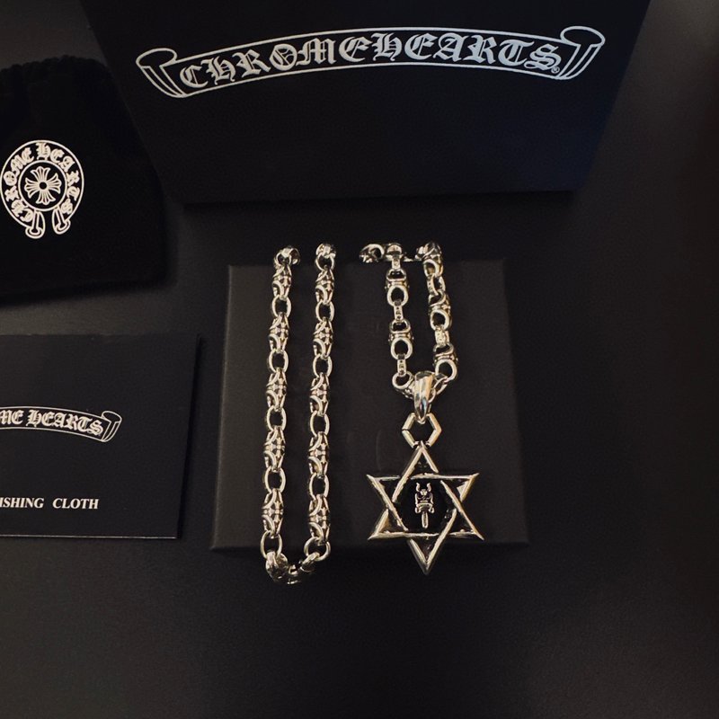 크롬하츠 십자가 별 펜던트 목걸이 001-243365