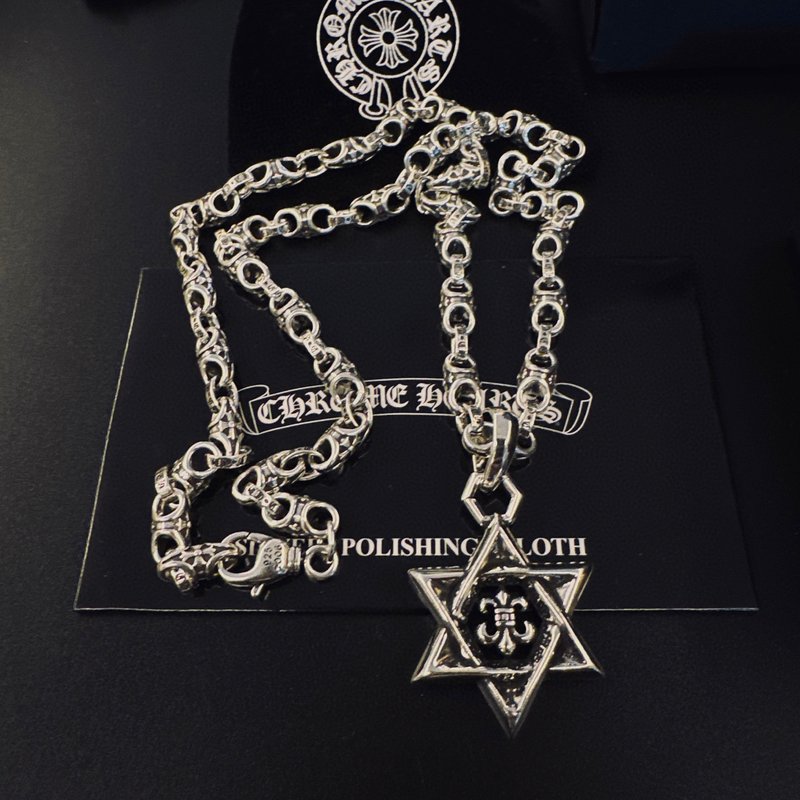 크롬하츠 십자가 별 펜던트 목걸이 001-243366