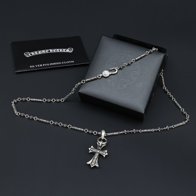 크롬하츠 빈티지 체인 십자가 목걸이 001-243410