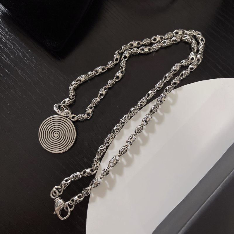크롬하츠 빈티지 크로스 펜던트 목걸이 001-243437