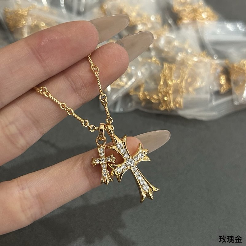 크롬하츠 더블 크로스 목걸이 001-243446