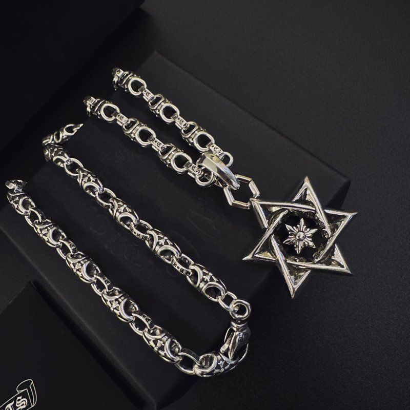 크롬하츠 빈티지 스타 펜던트 목걸이 001-243468