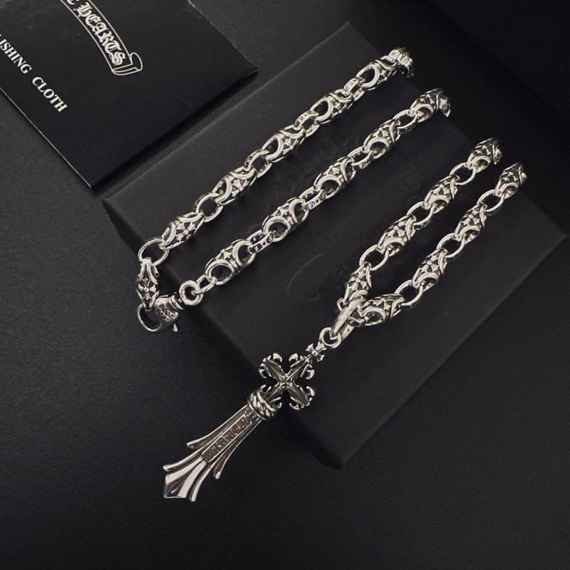 크롬하츠 십자가 펜던트 목걸이 001-243471