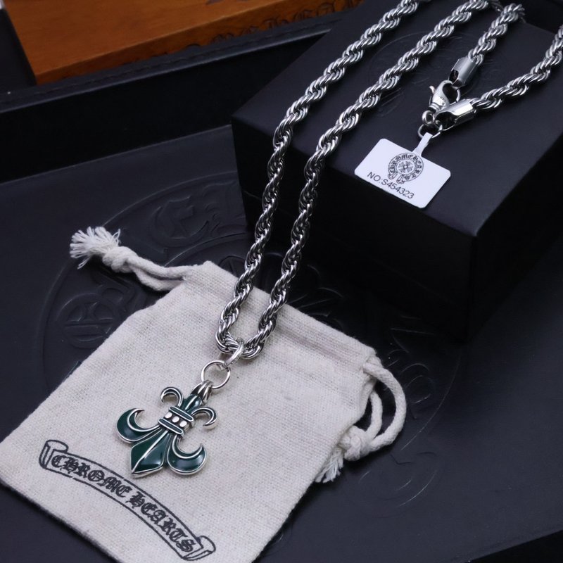 크롬하츠 빈티지 십자가 목걸이 001-243520