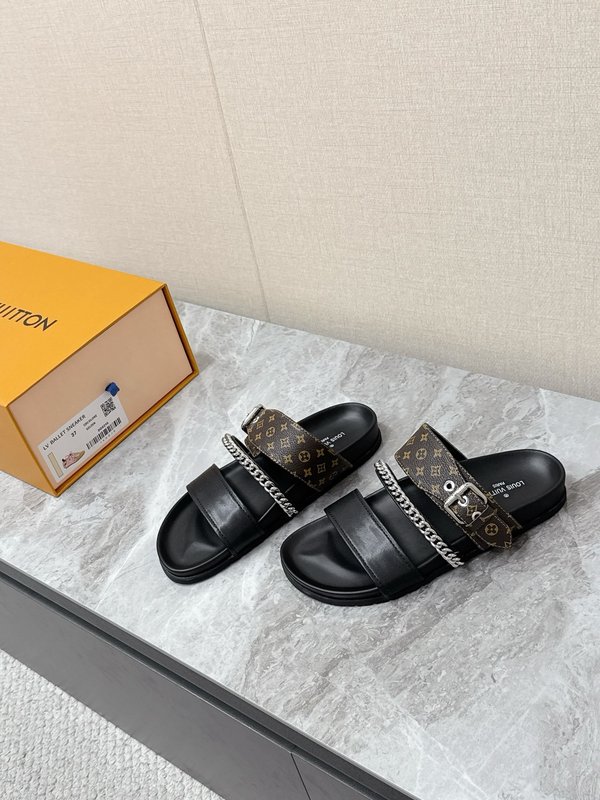루이비통 커플용 체인 샌들 001-243706