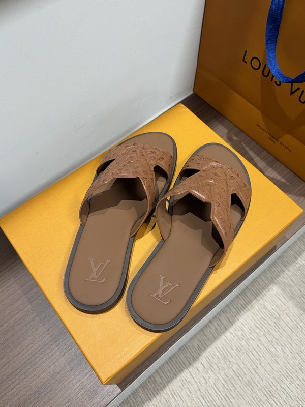 LV 남성 오스트리치 엠보슬리퍼 001-243716