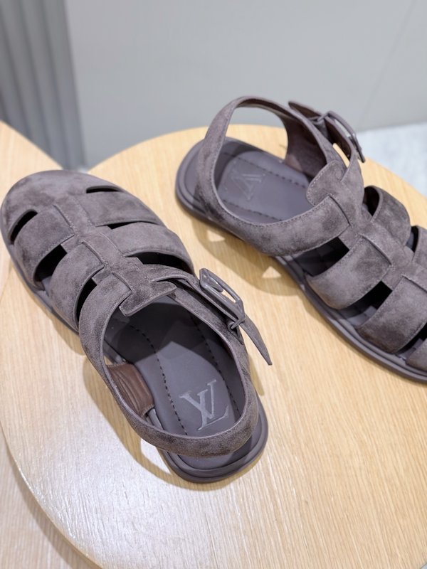 LV 스타일 남성 소가죽 샌들 최고 품질 001-243728