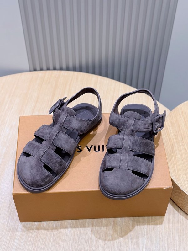 LV 스타일 남성 소가죽 샌들 최고 품질 001-243728