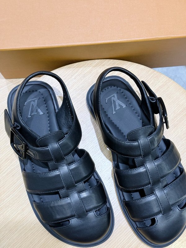 LV 남성 소皮革 샌들 프리미엄 001-243729