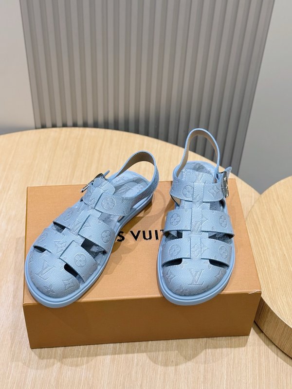 LV 남성 가죽 샌들 최고 품질 001-243747