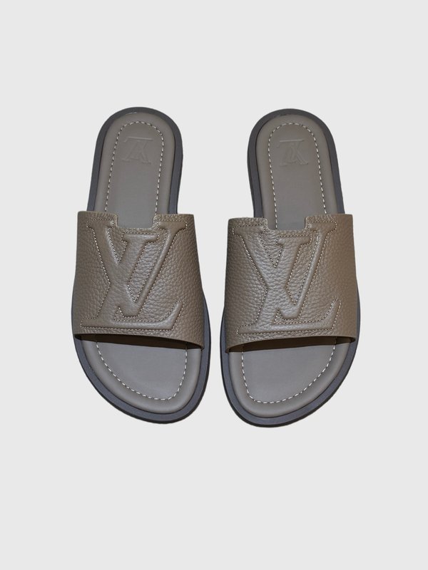 LV 오아시스 남성용 모노그램 샌들 001-243774