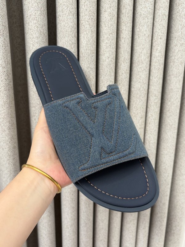 루이비통 남성 소가죽 슬리퍼 001-243782