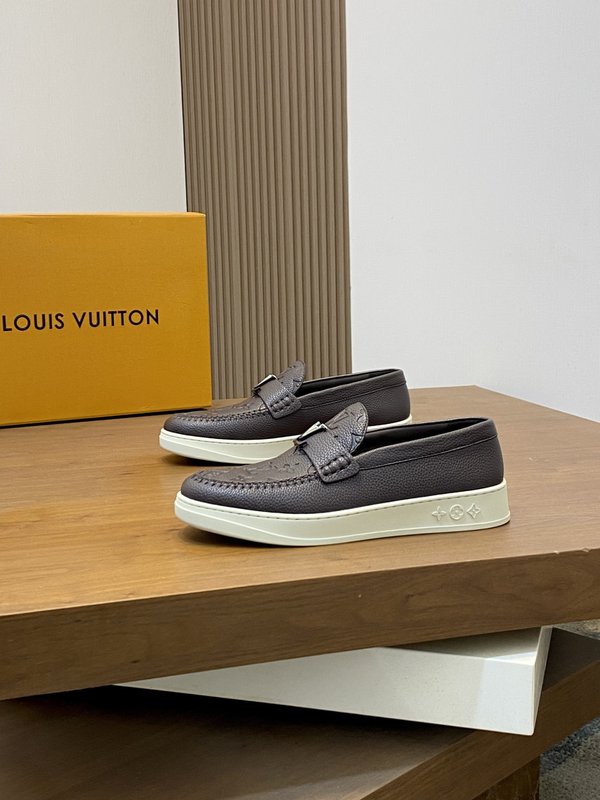 LV  남성 프리미엄 캐주얼 스니커즈 001-243803