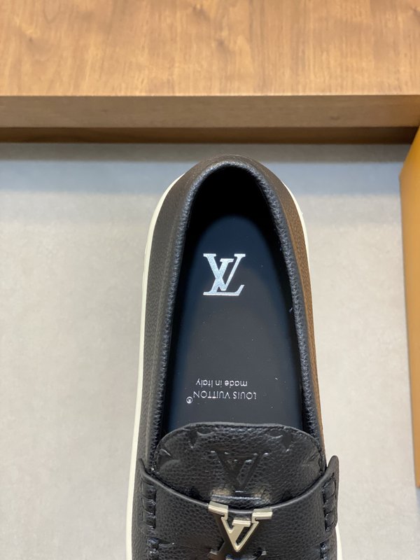 LV  남성 프리미엄 운동화 001-243806