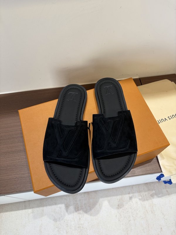 루이비통 스타일 블랙 가죽 남성 슬리퍼 001-243834